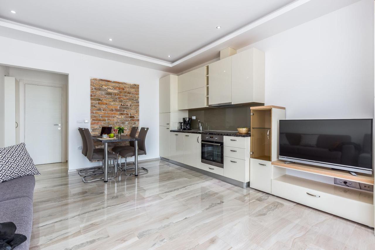 Luxury Apartments Kostrena With Pool 2 Extérieur photo