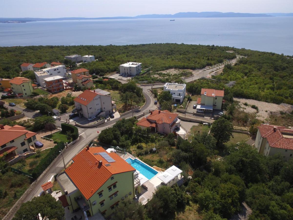 Luxury Apartments Kostrena With Pool 2 Extérieur photo